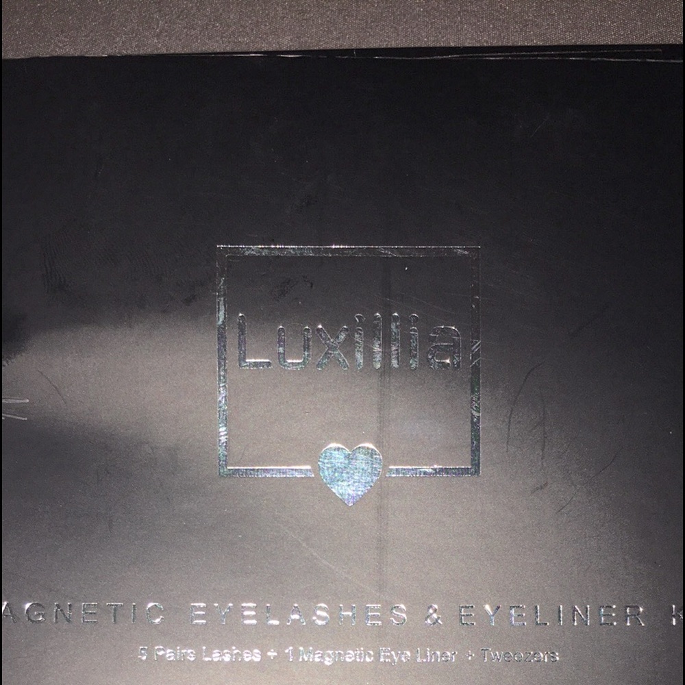 Luxillia Magnetic Eyelashes